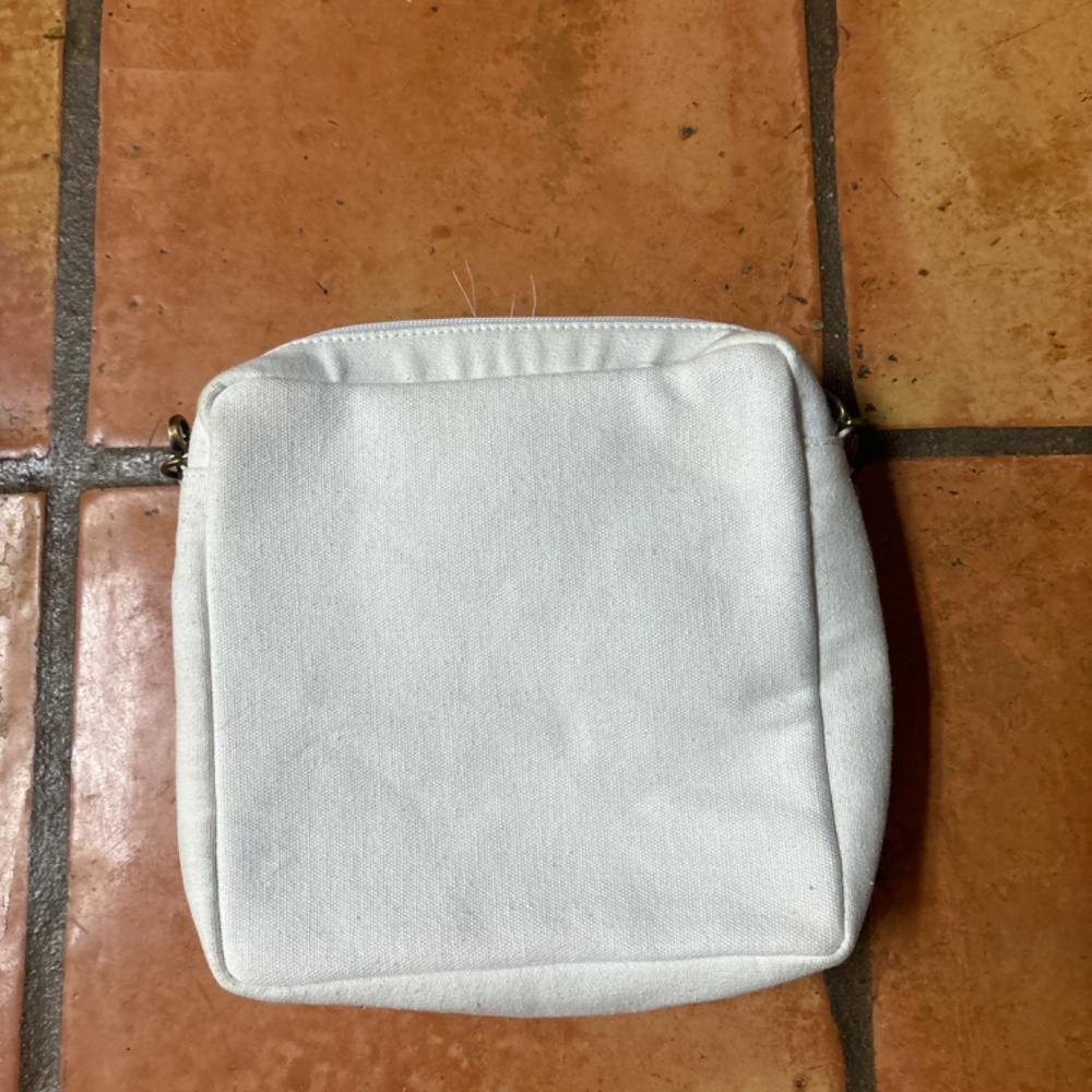 Purse - Picture 3 of 5